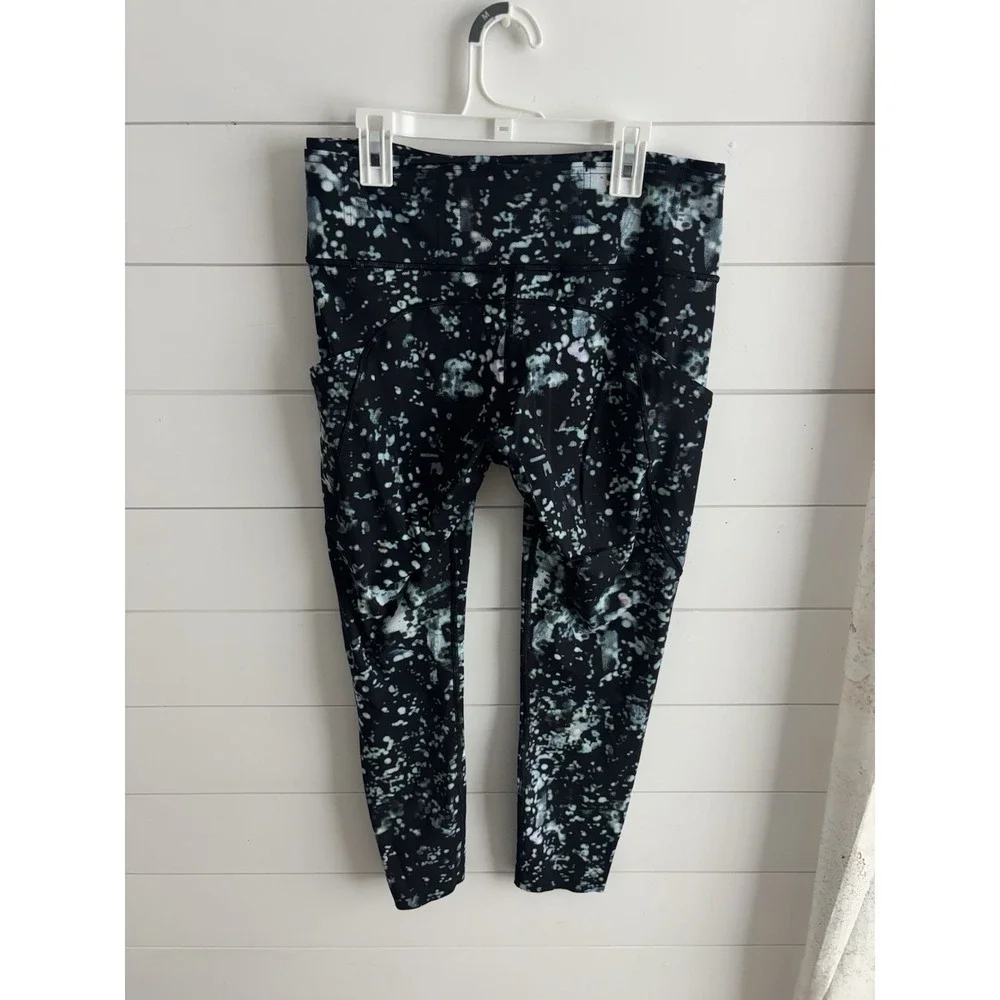 Lululemon Women's Size‎ 10 Printed Fast Free Activewear Leggings 0679